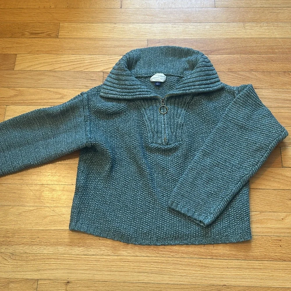 Cozy Green Knit Quarter Zip Sweater - Picture 2 of 3